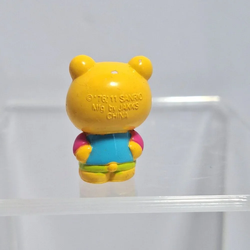 Sanrio Hello Kitty Bear Mini Friend 2011 Jakks 1.25" - Picture 4 of 12